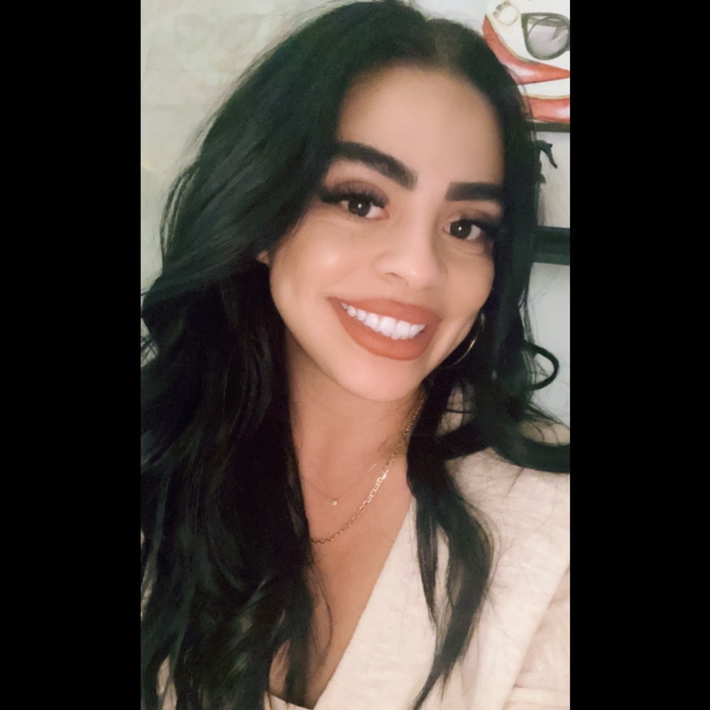 Meet your Posher, Malissa